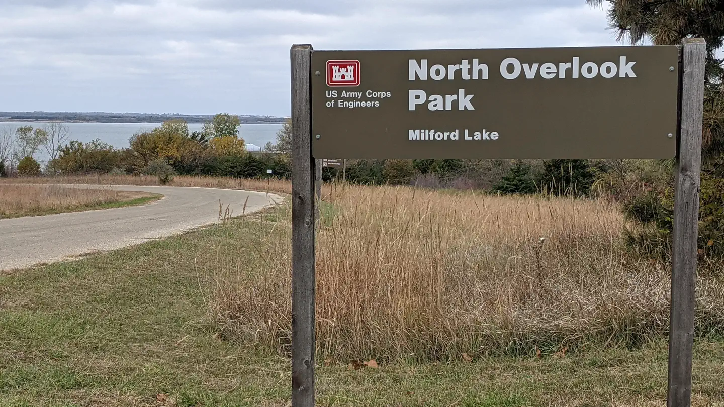 NORTH OVERLOOK PARK (KS) photo