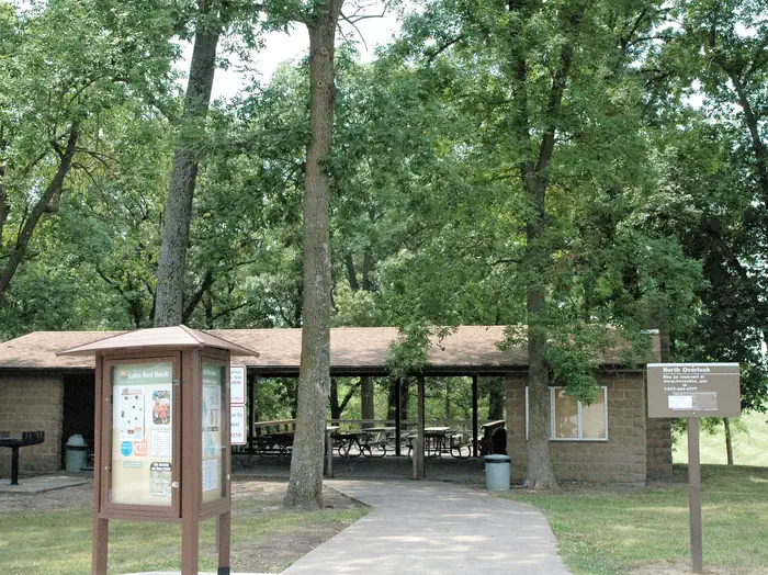 NORTH OVERLOOK PICNIC SHELTER (IA) photo