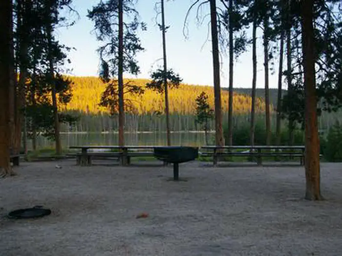 NORTH SHORE PICNIC AREA photo 3