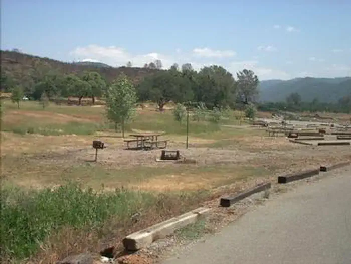 OAK KNOLL CAMPGROUND photo 4