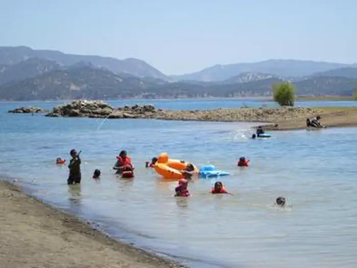 OAK SHORES DAY USE AREA (CA) photo