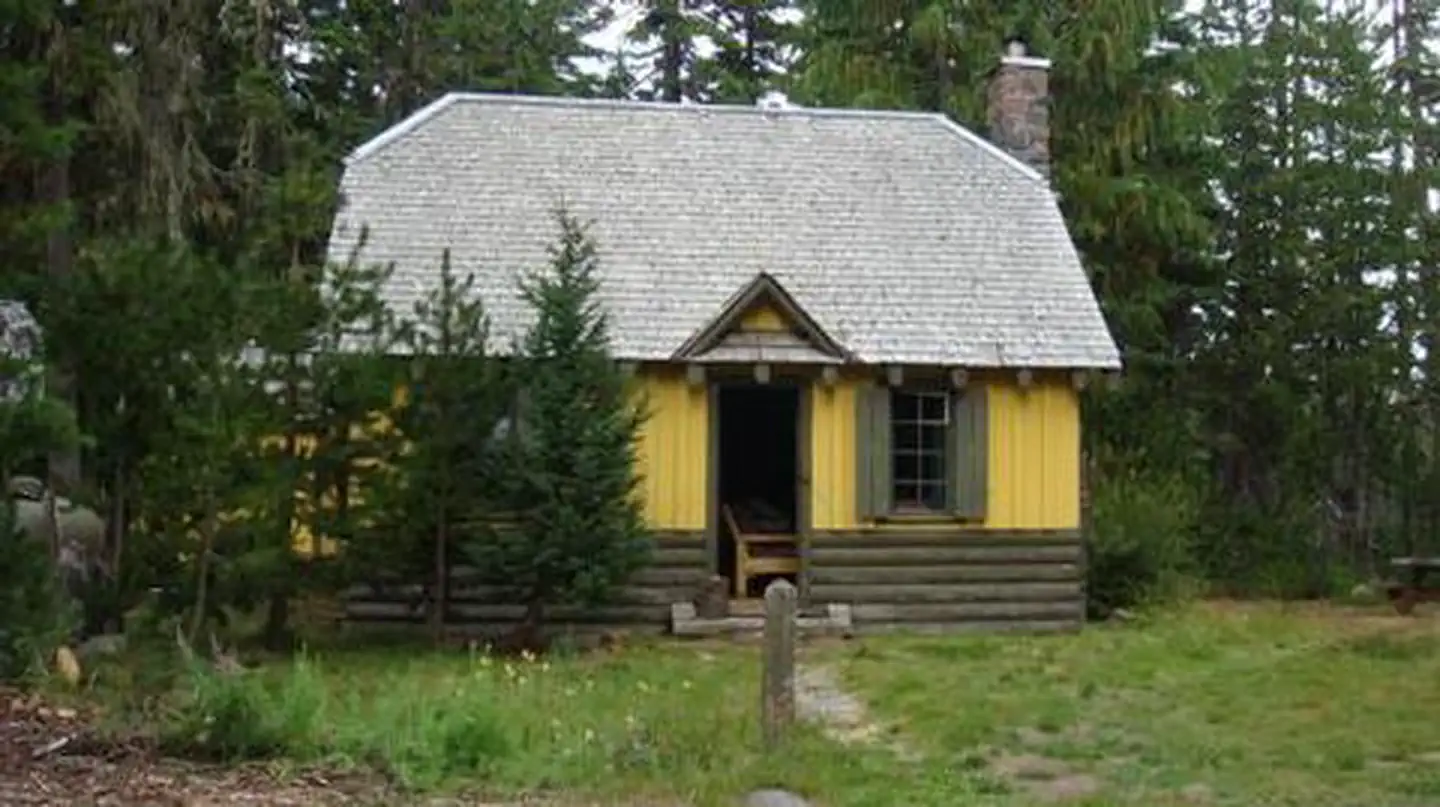 OLALLIE LAKE GUARD STATION CABIN photo