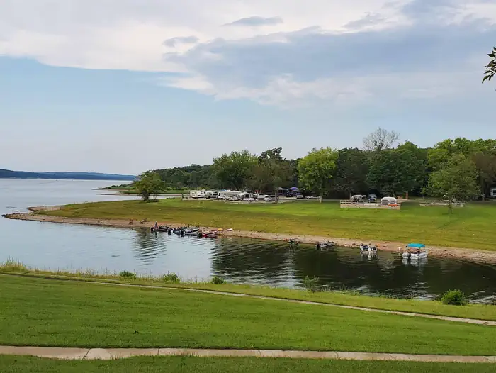 OSAGE BLUFF photo 2