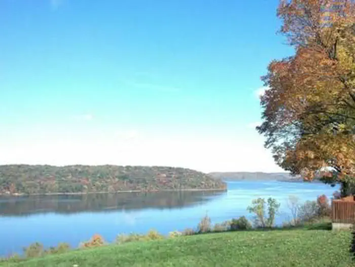 OVERLOOK SHELTER (BROOKVILLE LAKE) photo 4