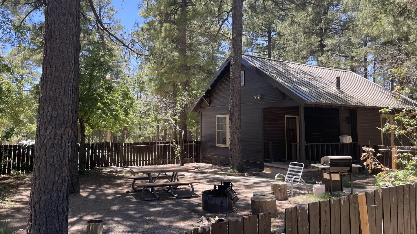 PALISADES RANGER RESIDENCE CABIN photo