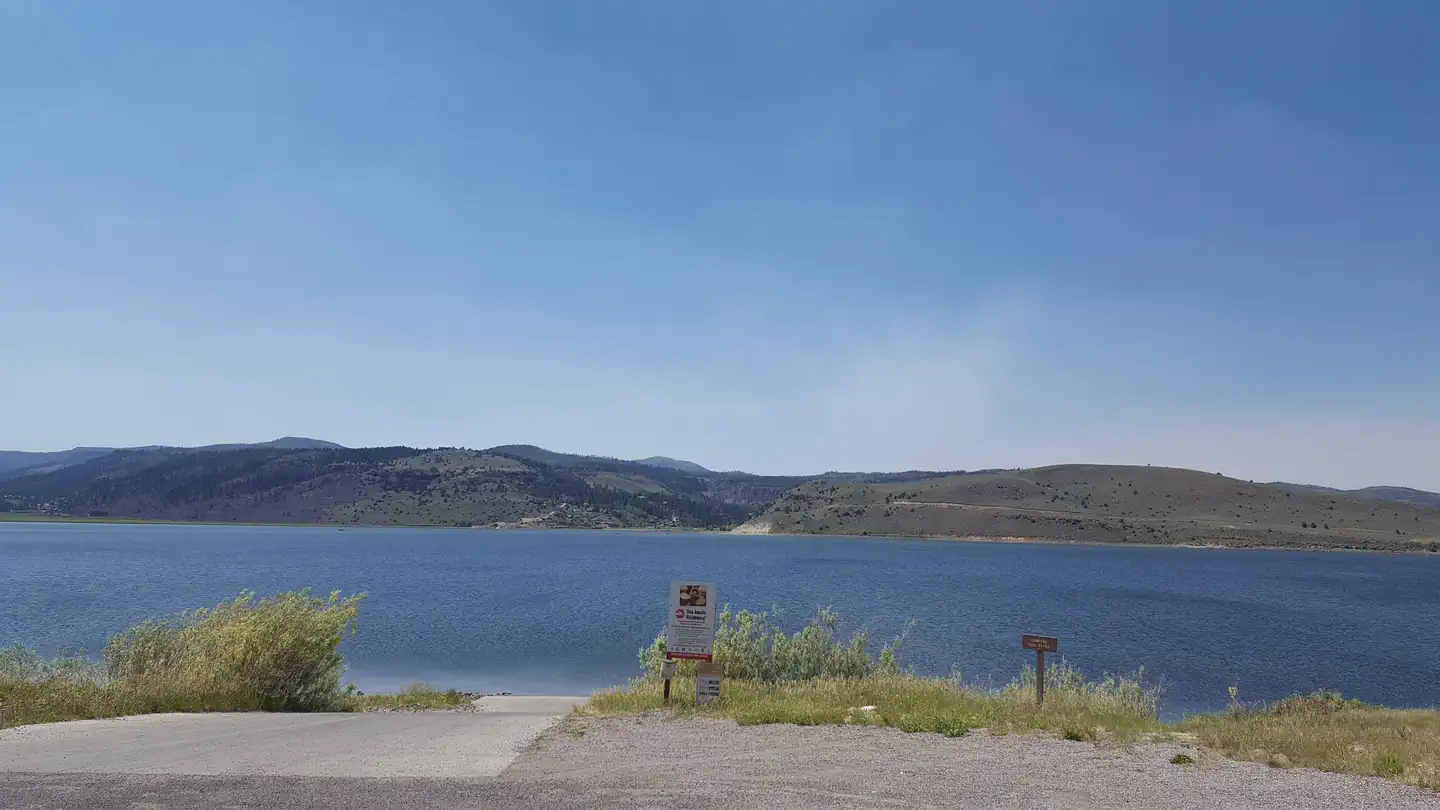 PANGUITCH LAKE photo 3