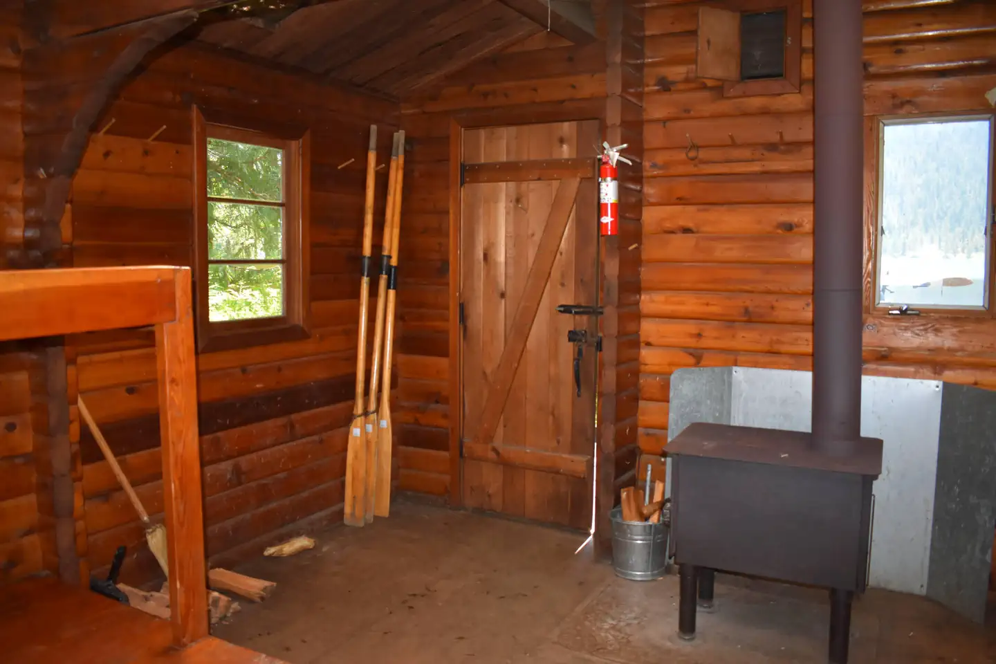 PATCHING LAKE CABIN photo 2