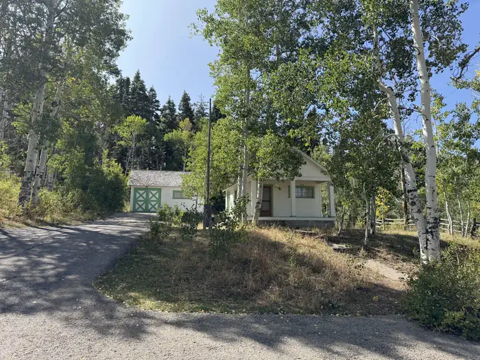 PAYSON LAKES GUARD STATION photo 2