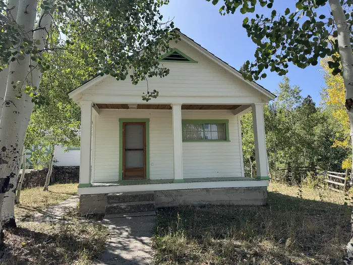 PAYSON LAKES GUARD STATION photo 4