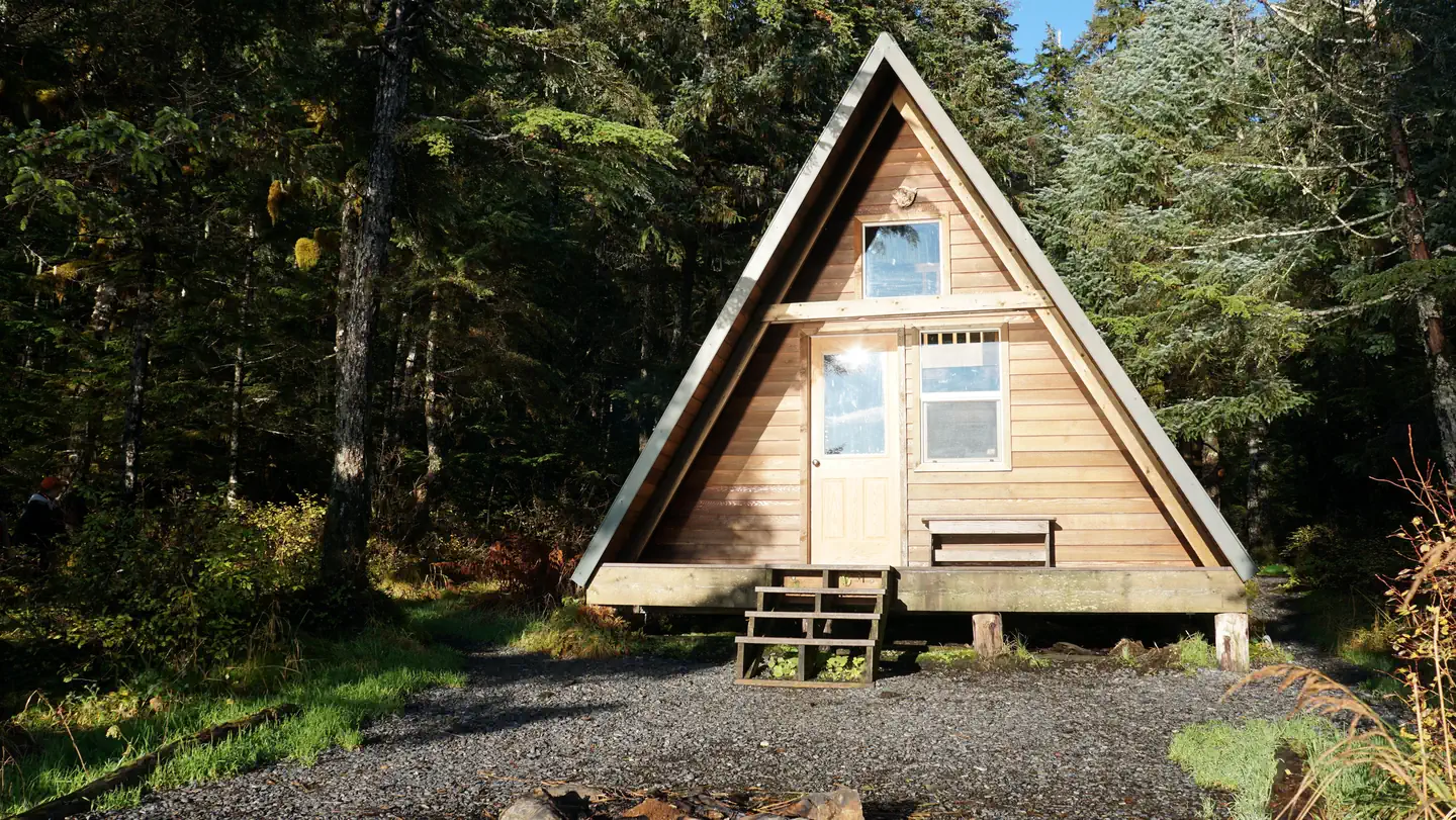 PIGOT BAY CABIN photo