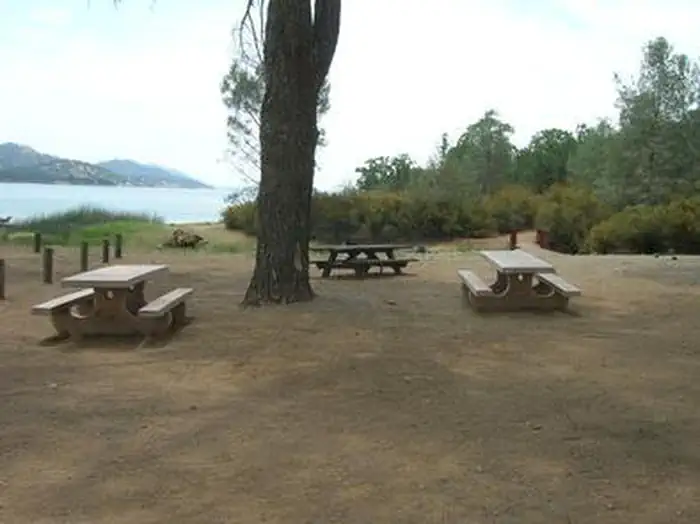 PINES GROUP SITE - STONY GORGE RESERVOIR photo 2