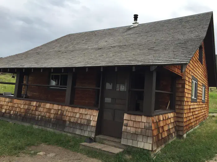 PORCUPINE CABIN photo 2