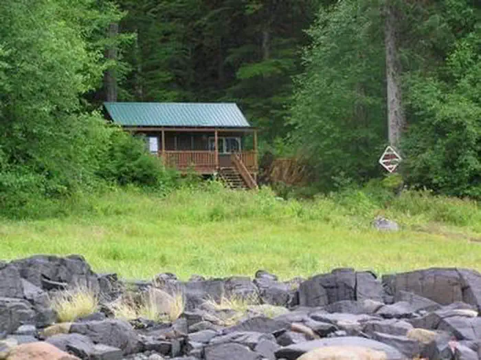 PORTAGE BAY CABIN photo 2