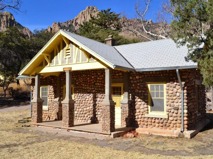 PORTAL BUNKHOUSE photo 5