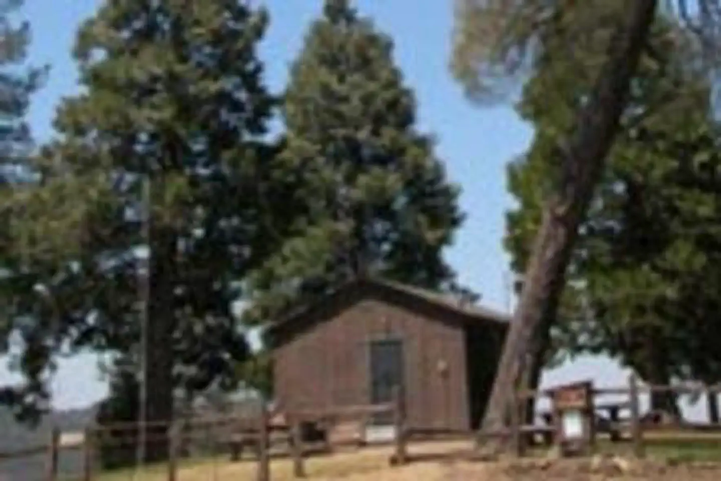 POSO GUARD STATION CABIN photo 2