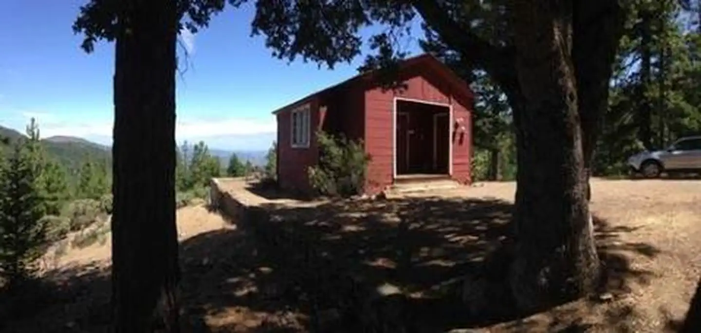 POST CREEK GUARD STATION photo 2