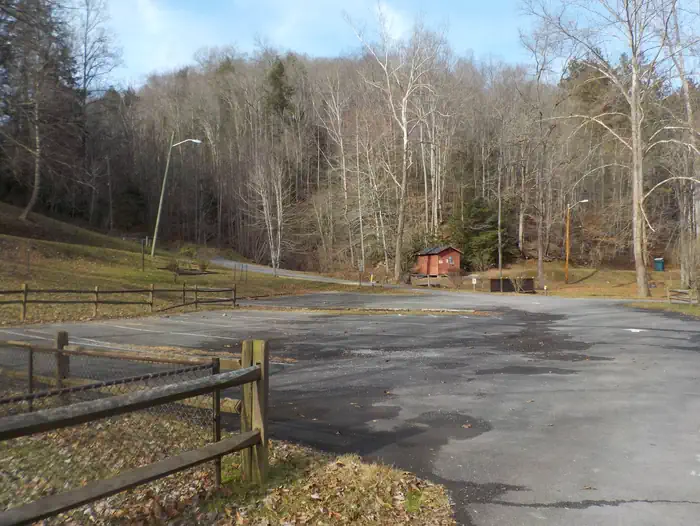 POUND RIVER CAMPGROUND (VA) photo 3