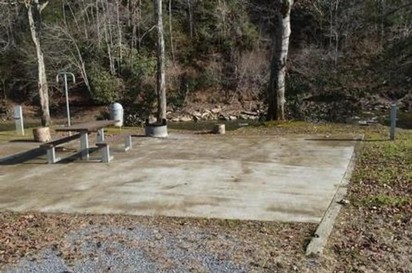 POUND RIVER CAMPGROUND (VA) photo 4