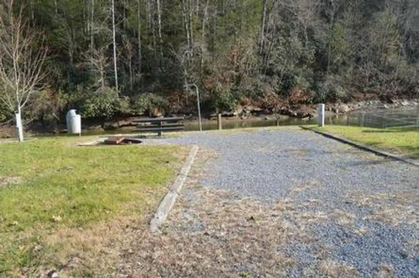 POUND RIVER CAMPGROUND (VA) photo 5