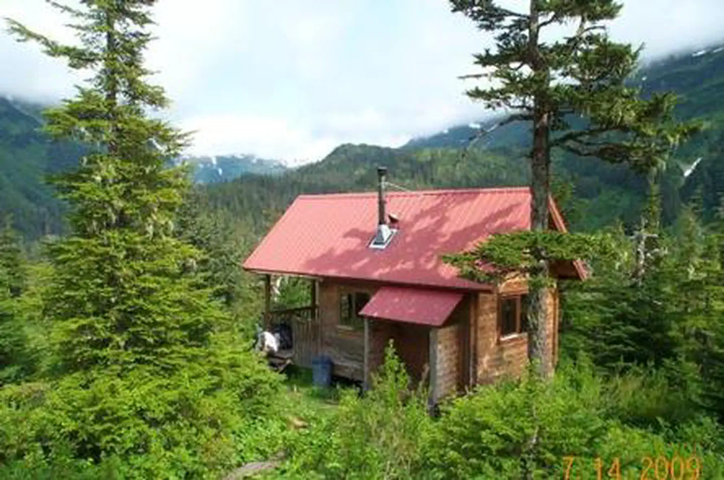 POWER CREEK CABIN photo 3