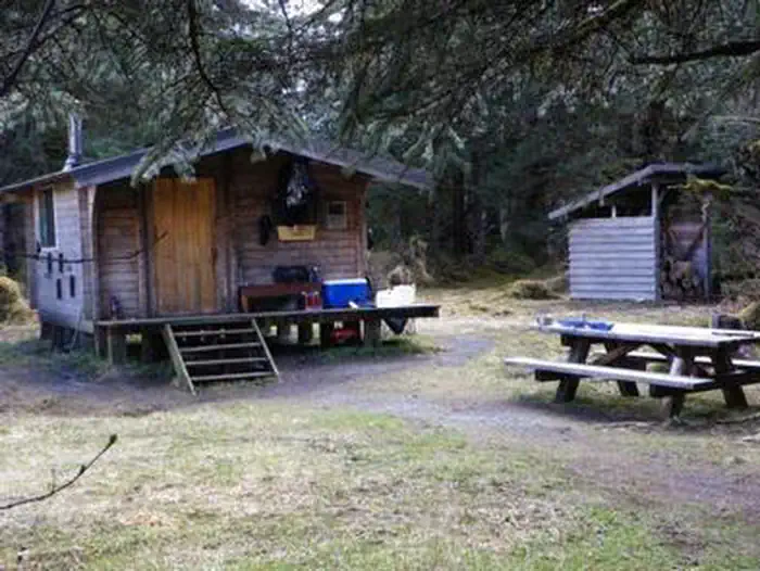 RAVEN CABIN photo 2