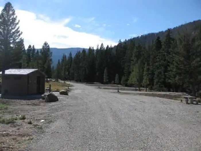 RED CLIFF CAMPGROUND photo 3