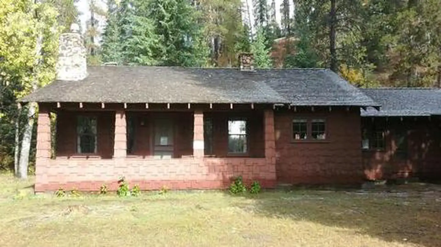 RED IVES CABIN photo 5