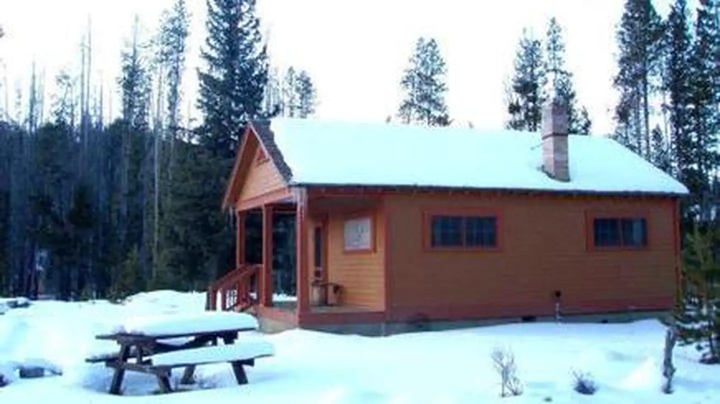 REDFISH CABIN photo