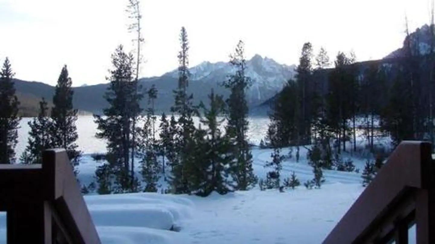 REDFISH CABIN photo 2