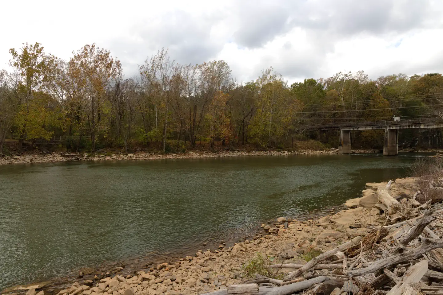 REREG DAM DAY USE AREA SHELTER photo 4