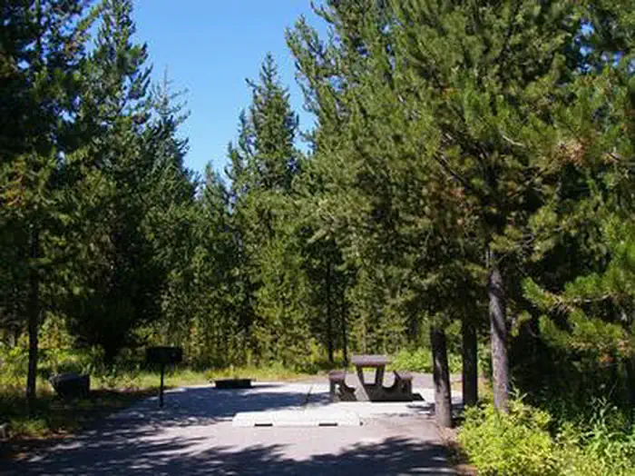 RIVERSIDE (ID - TARGHEE) photo
