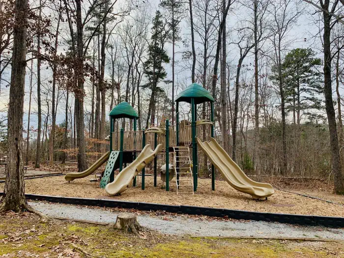 Rudds Creek Rec Area Picnic Shelter photo 4