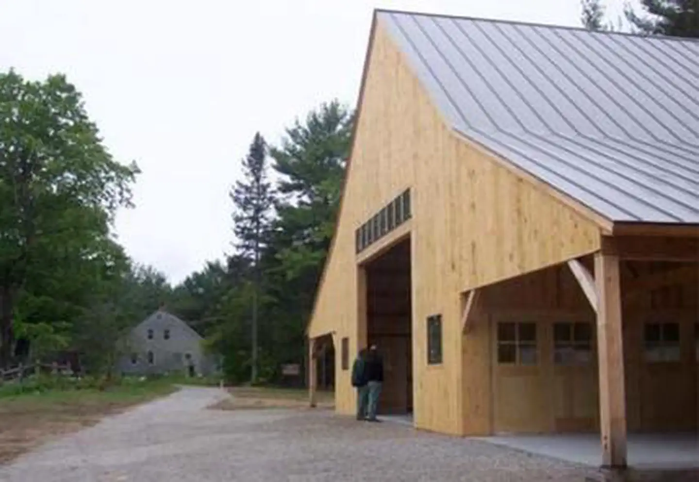 RUSSELL-COLBATH BARN photo 3