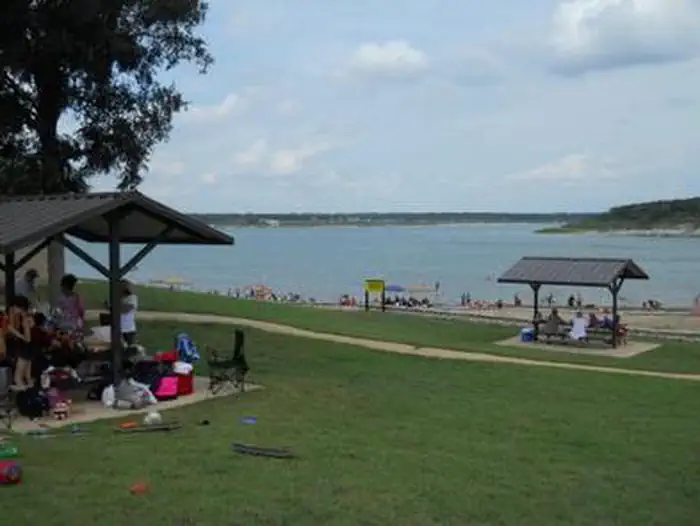 RUSSELL PARK photo 3