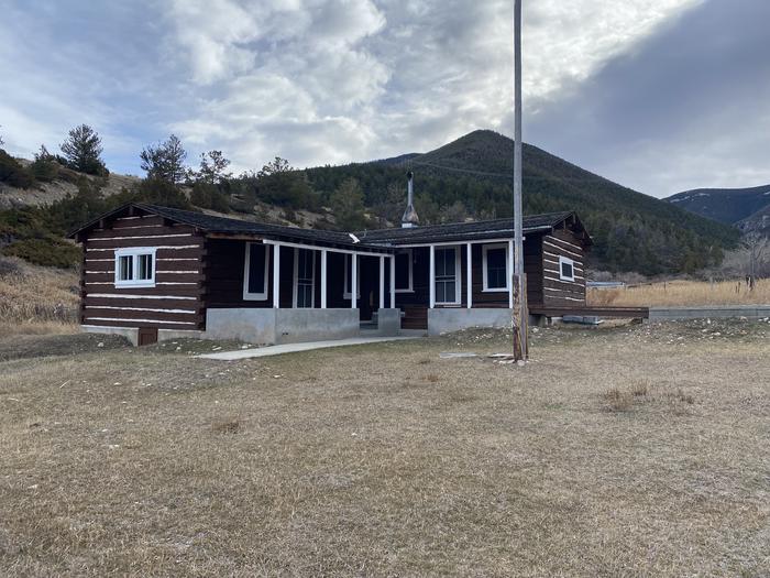 Sage Creek Cabin photo 5