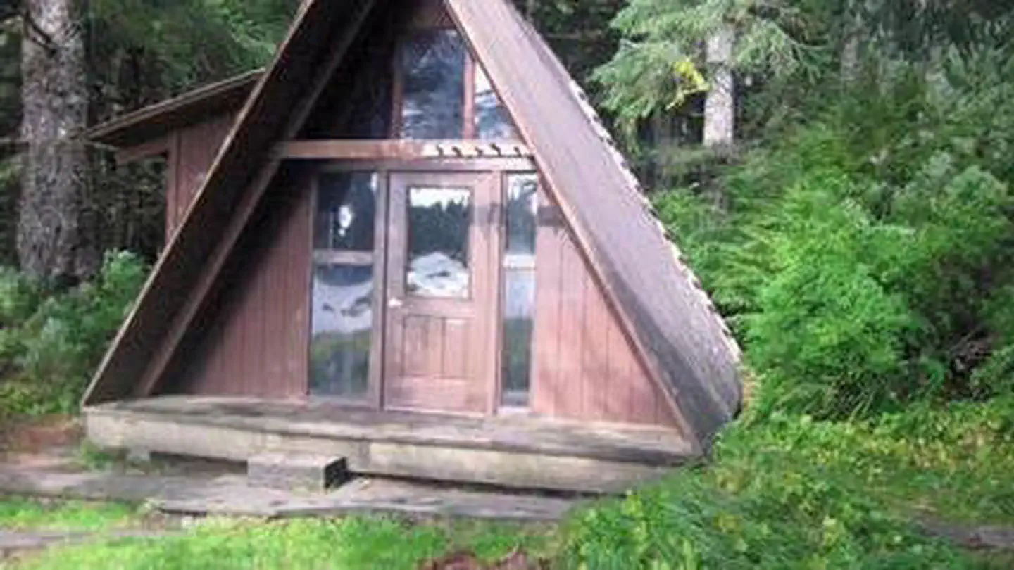 SALT CHUCK EAST CABIN photo