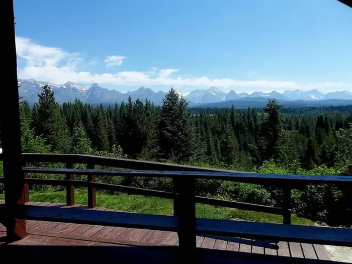 SCHNAUS CABIN photo 3