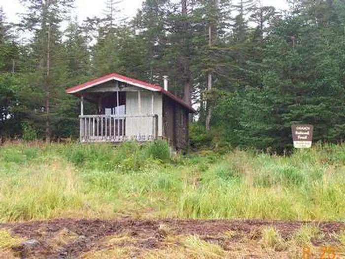 SHELTER BAY CABIN photo 2
