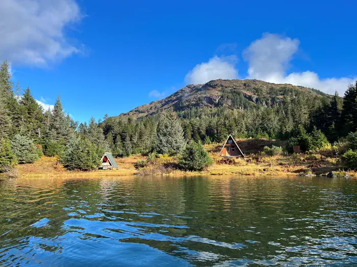 SHRODE LAKE CABIN photo 4