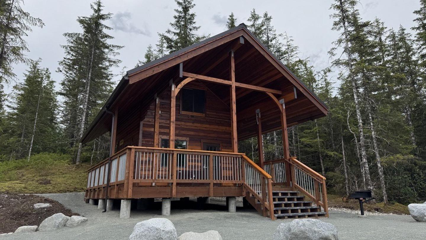 Sítʼ Yá Hítʼ Cabin photo