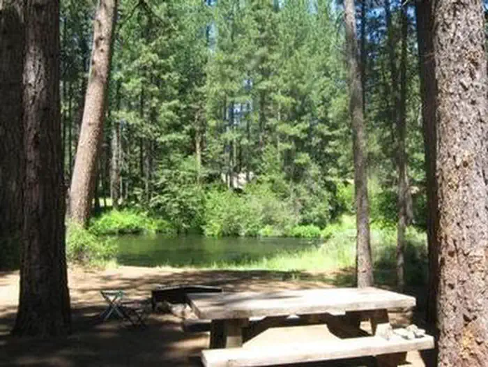 SMILING RIVER CAMPGROUND photo 2