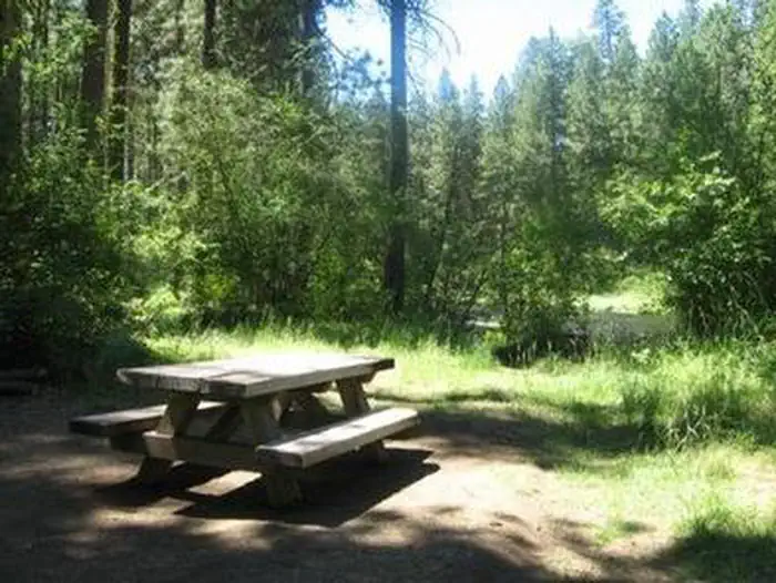 SMILING RIVER CAMPGROUND photo 3