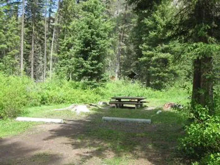 SNOWBANK CAMPGROUND photo 4