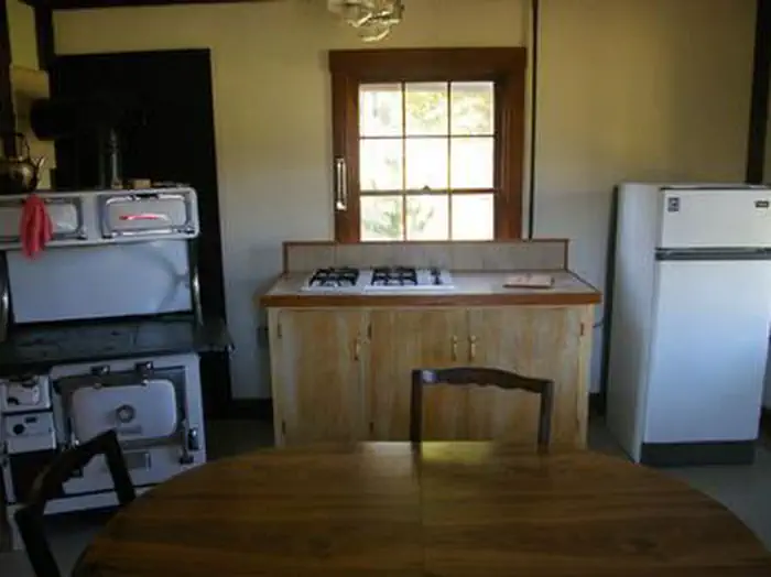 SNYDER GUARD STATION (WY) photo 2