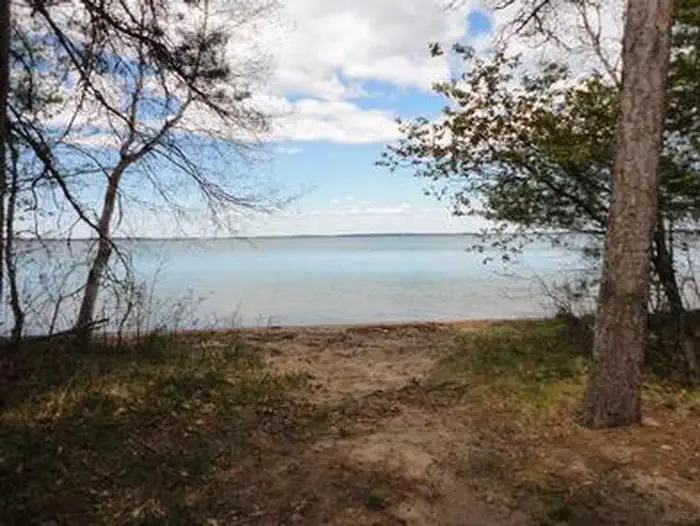 SOUTH PIKE BAY photo 4