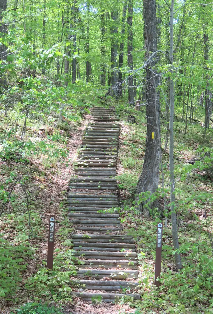 SPEARHEAD POINT photo 5