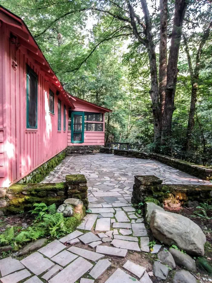 SPENCE CABIN photo 2