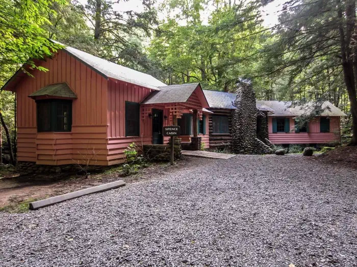 SPENCE CABIN photo 4