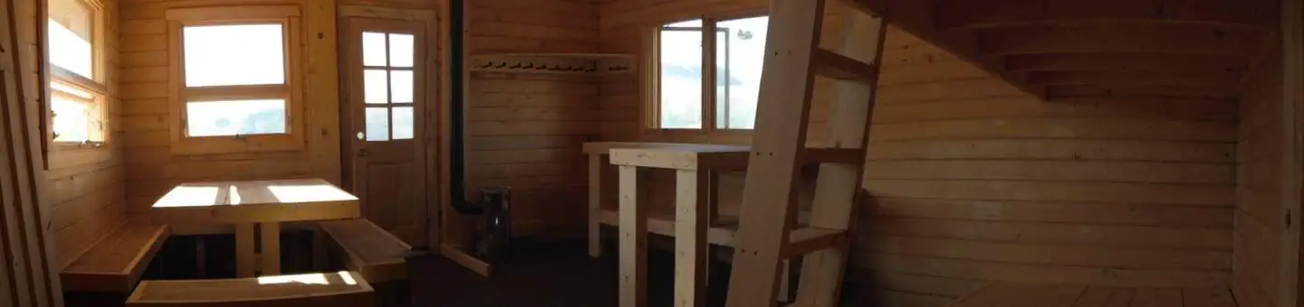 SPENCER BENCH CABIN photo