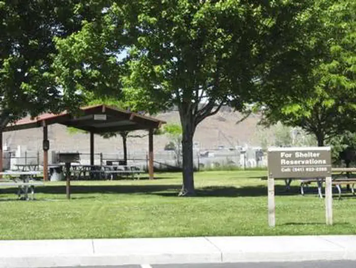 SPILLWAY PARK - CHINOOK SHELTER (OR) photo